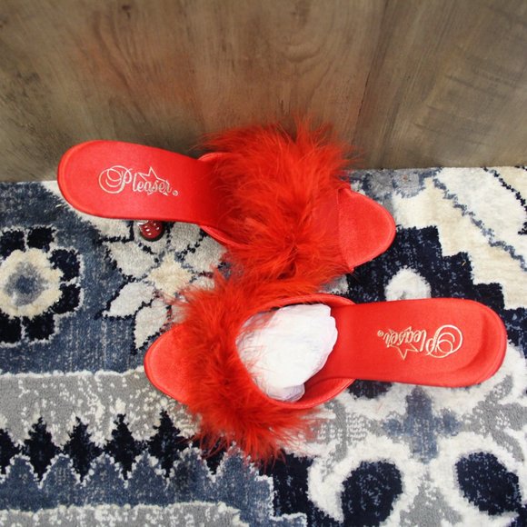 slip on heels - Picture 3 of 3